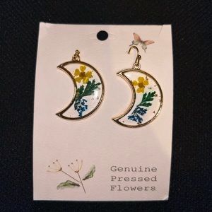 Genuine flower pressed earrings